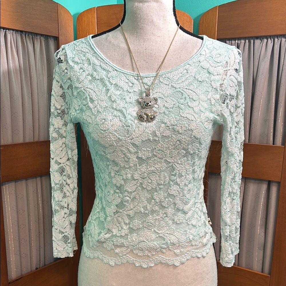 Hollister mint Green lace Fitted 3/4 Sleeve Blouse